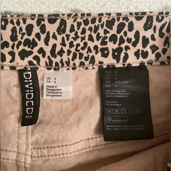 High waisted animal print pant - Picture 7 of 9